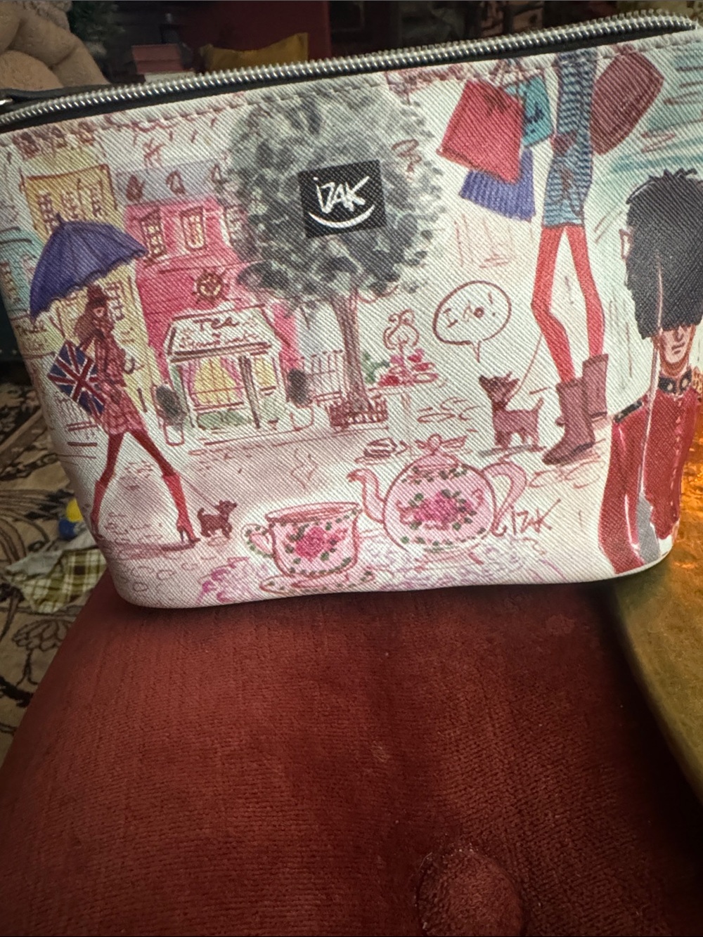 Izak Printed London Cosmetic Pouch in Pink and Cream